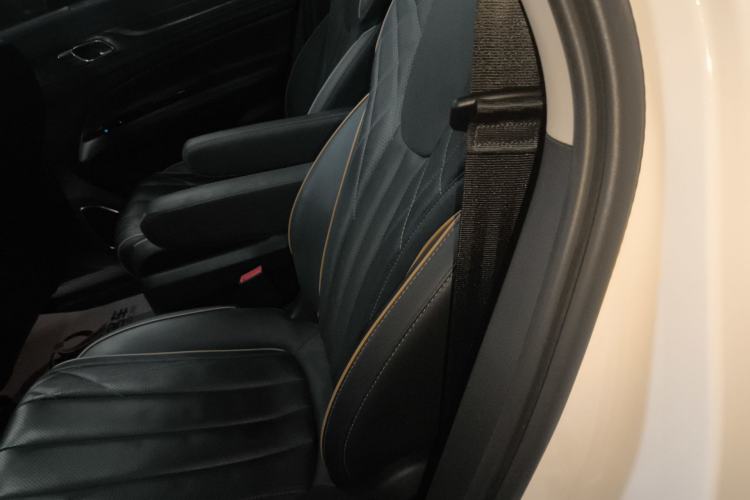 Used Ford Equator 2021 EcoBoost 225 Premier PLUS 6-Seater Left Rear Seat
