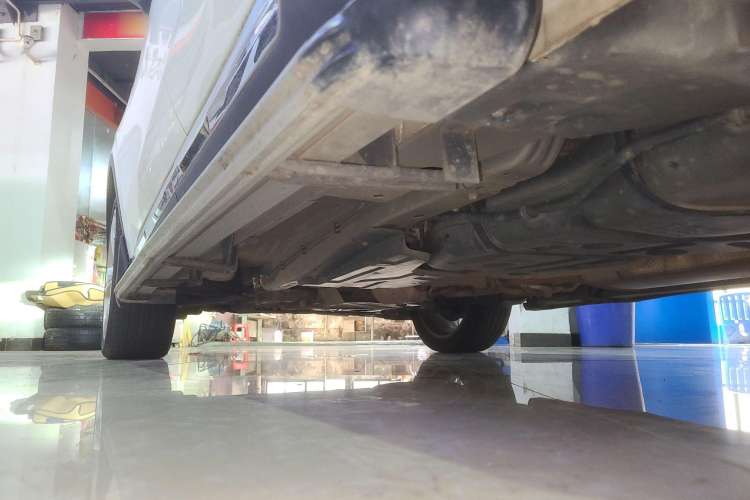 Used Ford Equator 2021 EcoBoost 225 Premier 6-Seater Left Side Sill