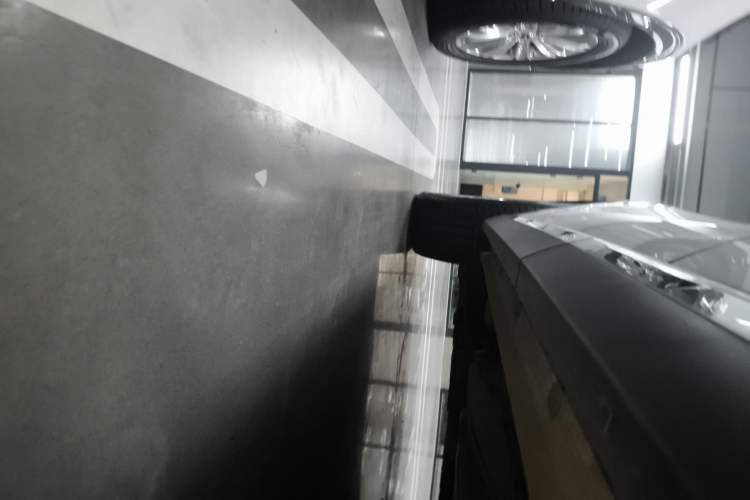Used Ford Equator 2021 EcoBoost 225 Premier PLUS 6-Seater Left Side Sill