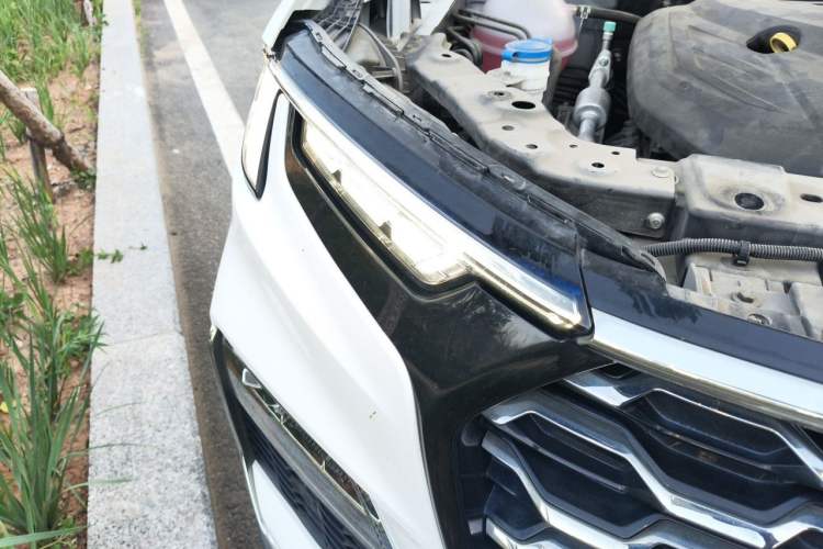 Used Ford Equator 2021 EcoBoost 225 Premier 6-Seater Right Front Headlight