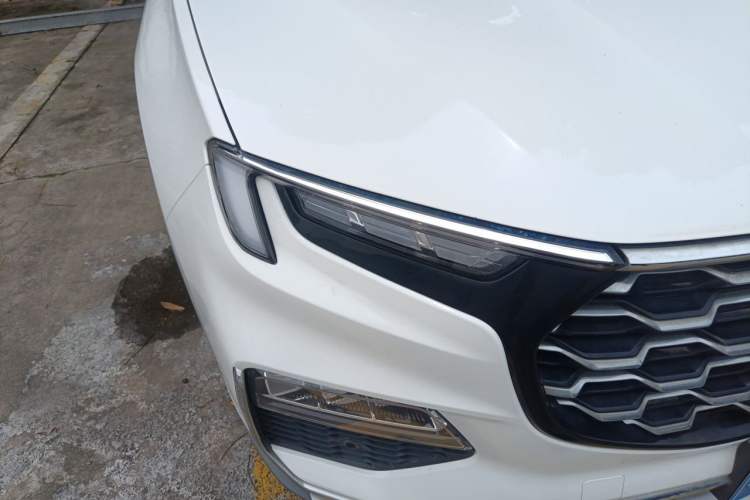 Used Ford Equator 2021 EcoBoost 225 Premier 6-Seater Right Front Headlight