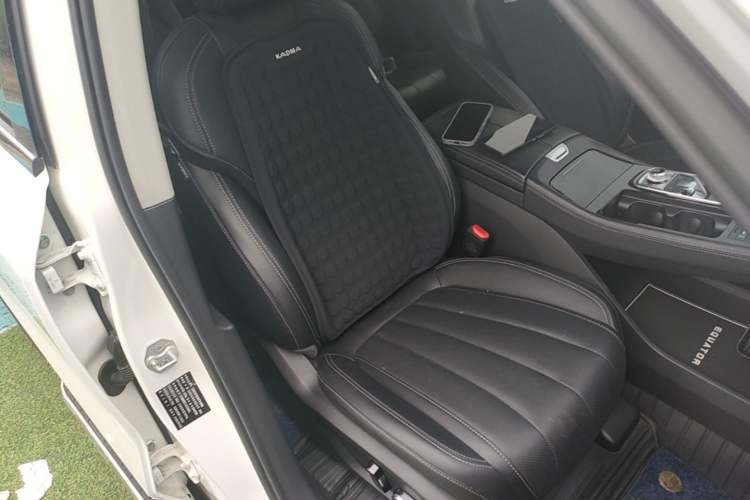 Used Ford Equator 2021 EcoBoost 225 Platinum Edition 6-seater Right Front Seat