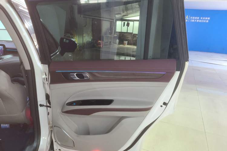 Used Ford Equator 2021 EcoBoost 225 Premier 6-Seater Right Rear Door Interior
