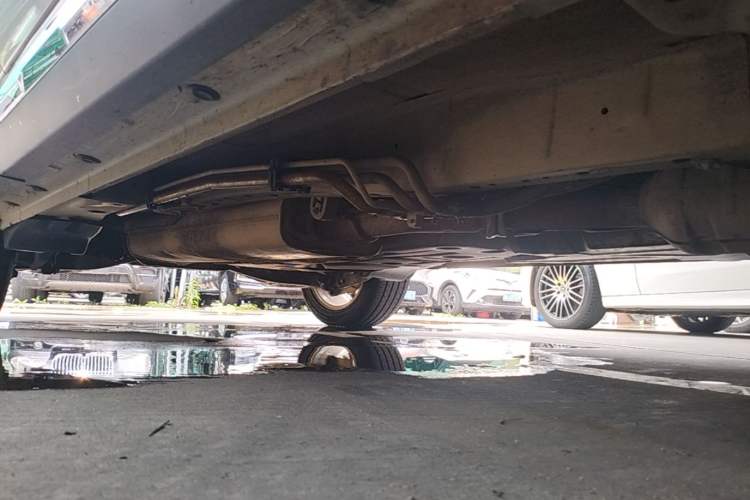 Used Ford Equator 2021 EcoBoost 225 Platinum Edition 6-seater Right Side Sill