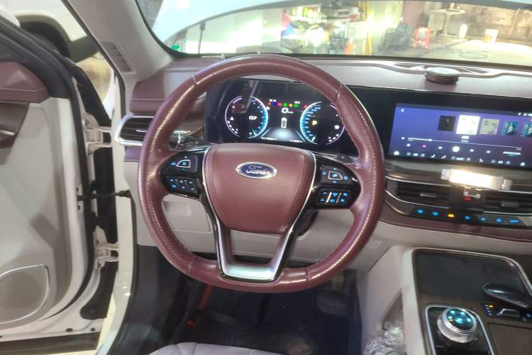 Used Ford Equator 2021 EcoBoost 225 Premier 6-Seater Steering Wheel