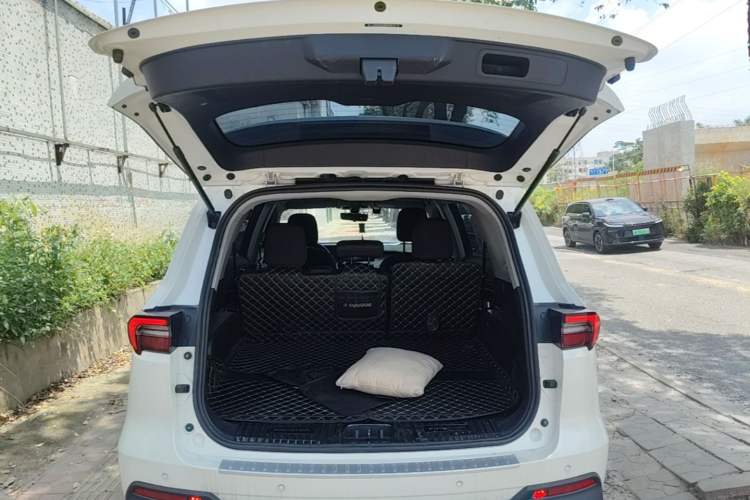Used Ford Equator 2021 EcoBoost 225 Titanium Edition 5-seater Trunk