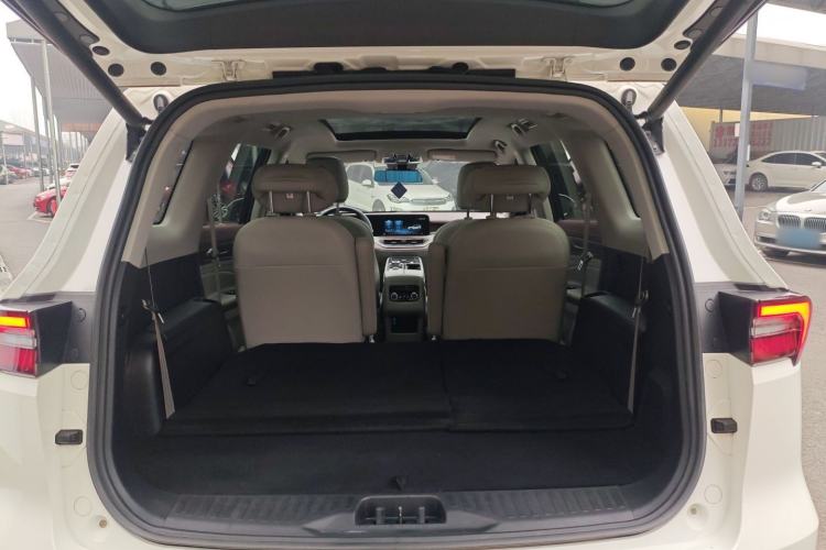 Used Ford Equator 2021 EcoBoost 225 Premier 6-Seater Trunk