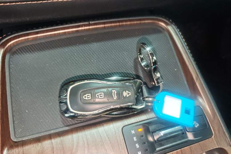 Used Ford Equator 2021 EcoBoost 225 Premier 7-Seater Vehicle Key