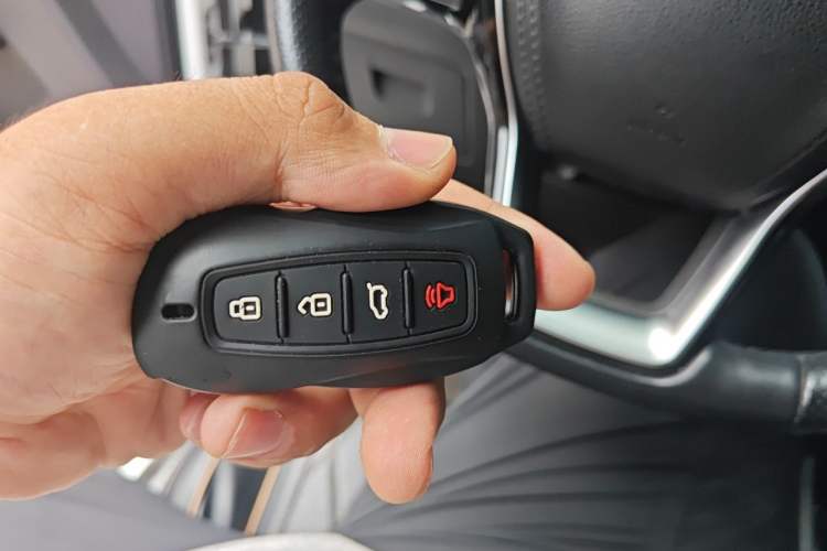 Used Ford Equator 2021 EcoBoost 225 Premier 6-Seater Vehicle Key