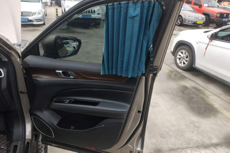 Used Ford Equator 2021 EcoBoost 225 Premier 7-Seater Right Front Door Interior