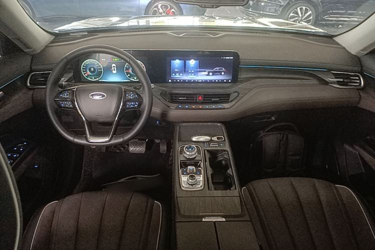 Used Ford Equator 2023 EcoBoost 225 Premier 7-Seater (2/2/3) Center Console