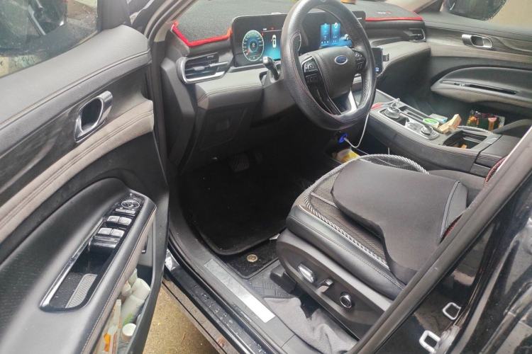 Used Ford Equator 2023 EcoBoost 225 Premier 7-Seater (2/3/2) Driver Seat