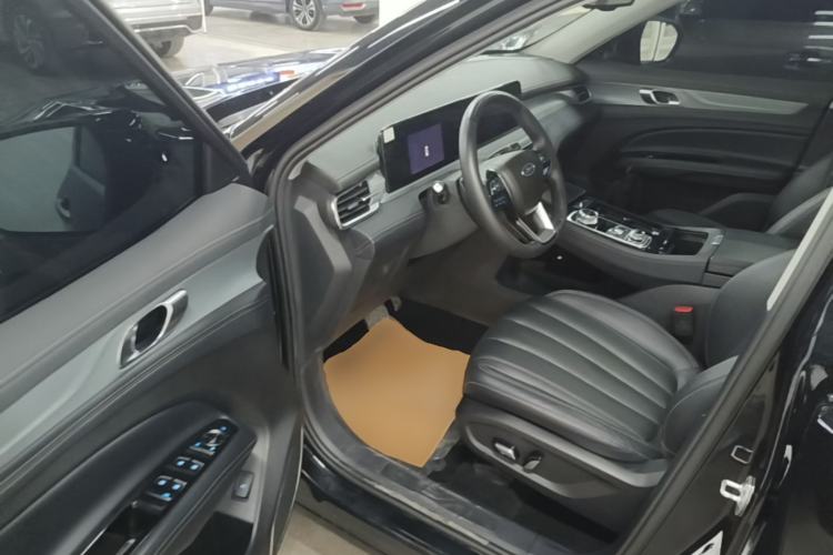 Used Ford Equator 2023 EcoBoost 225 Platinum Edition 7-Seater (2/3/2) Driver Seat