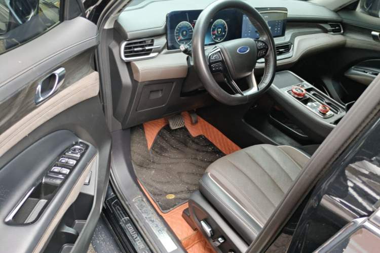 Used Ford Equator 2023 EcoBoost 225 Premier PLUS 7-Seater (2/2/3) Driver Seat