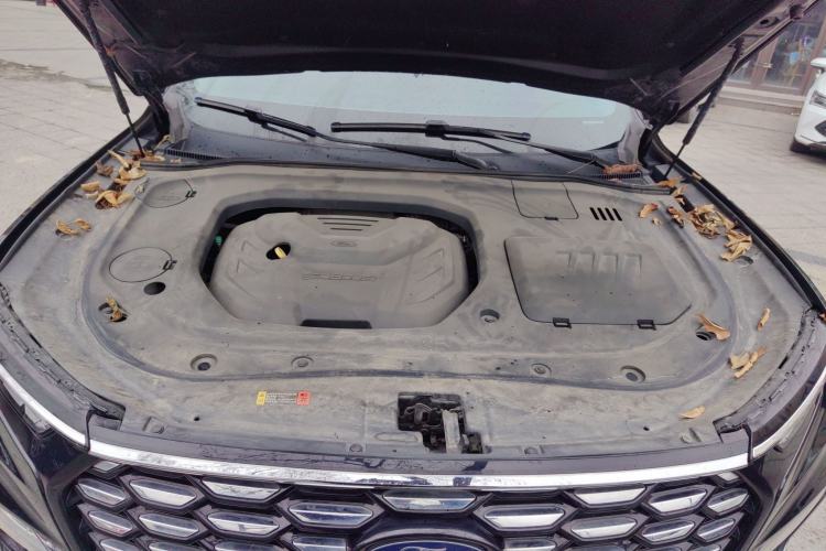 Used Ford Equator 2023 EcoBoost 225 Premier 7-Seater (2/2/3) Engine Bay