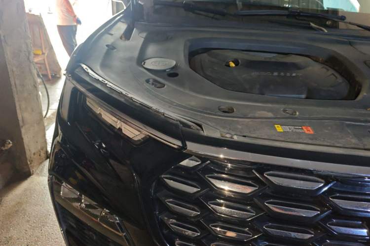 Used Ford Equator 2023 EcoBoost 225 Premier 7-Seater (2/2/3) Engine Bay Right