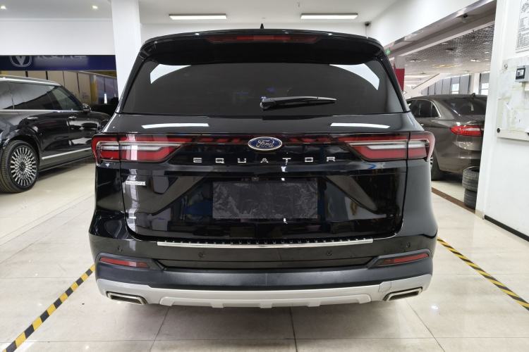 Used Ford Equator 2023 EcoBoost 225 Premier 7-Seater (2/2/3) Exterior 3