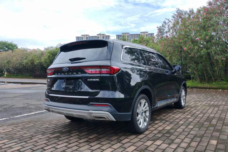 Used Ford Equator 2023 EcoBoost 225 Platinum Edition 7-Seater (2/2/3) Exterior 5
