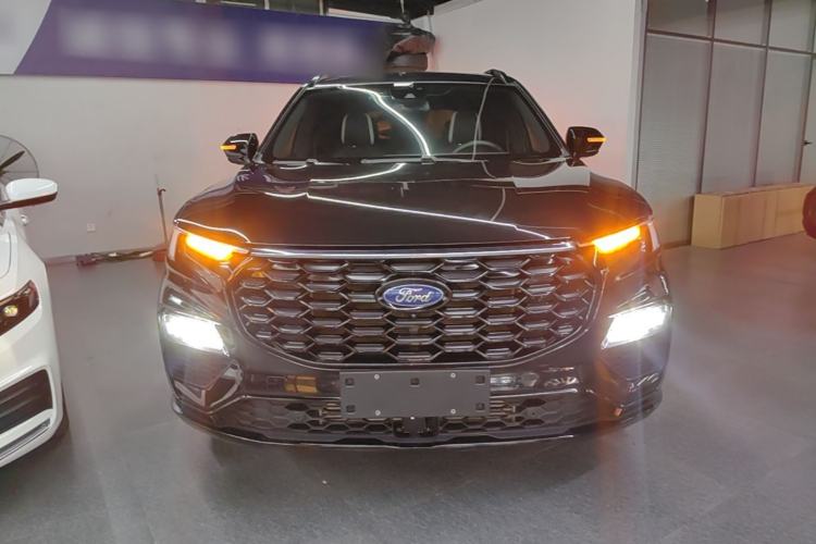 Used Ford Equator 2023 EcoBoost 225 Premier 7-Seater (2/3/2) Front
