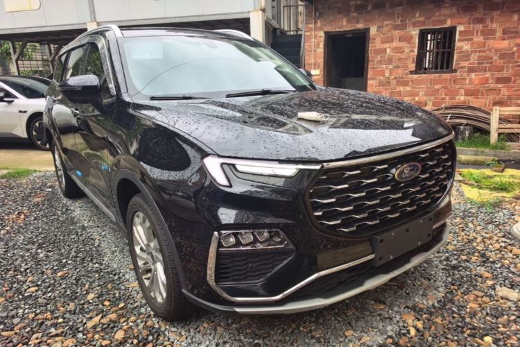 Used Ford Equator 2023 EcoBoost 225 Platinum Edition 7-Seater (2/2/3) Front Right 45 Deg
