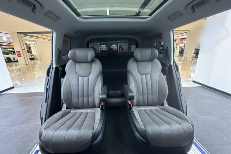 Used Ford Equator 2023 EcoBoost 225 Premier 7-Seater (2/2/3) Interior 1