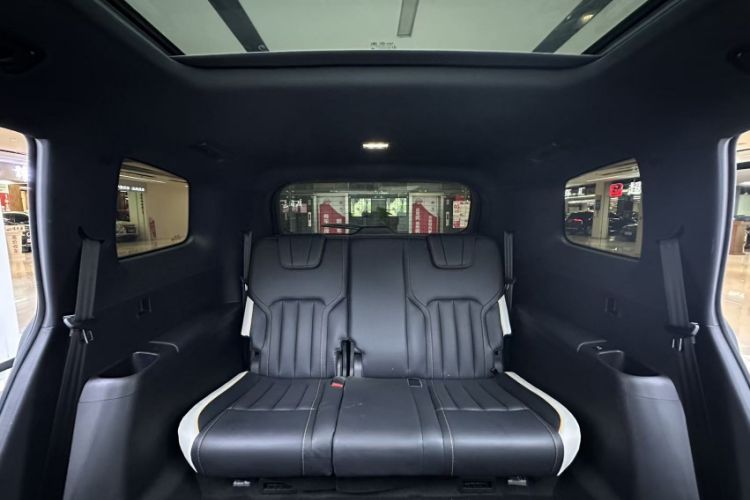Used Ford Equator 2023 EcoBoost 225 Premier 7-Seater (2/3/2) Interior 11