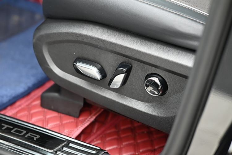 Used Ford Equator 2023 EcoBoost 225 Premier 7-Seater (2/2/3) Interior 11