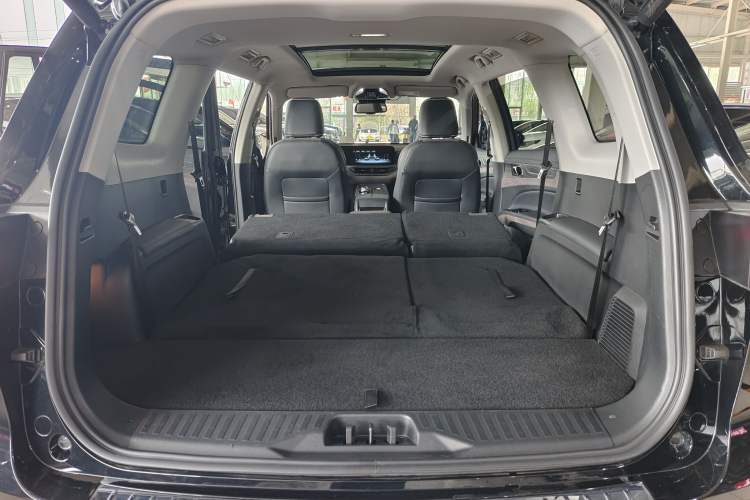 Used Ford Equator 2023 EcoBoost 225 Premier 7-Seater (2/3/2) Interior 12