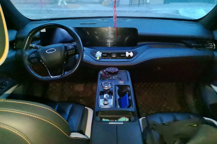 Used Ford Equator 2023 EcoBoost 225 Premier 7-Seater (2/3/2) Interior 2