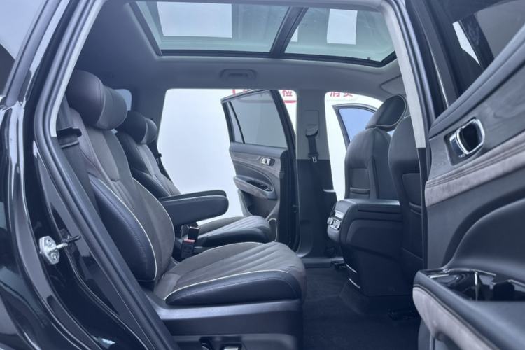 Used Ford Equator 2023 EcoBoost 225 Premier 7-Seater (2/2/3) Interior 2
