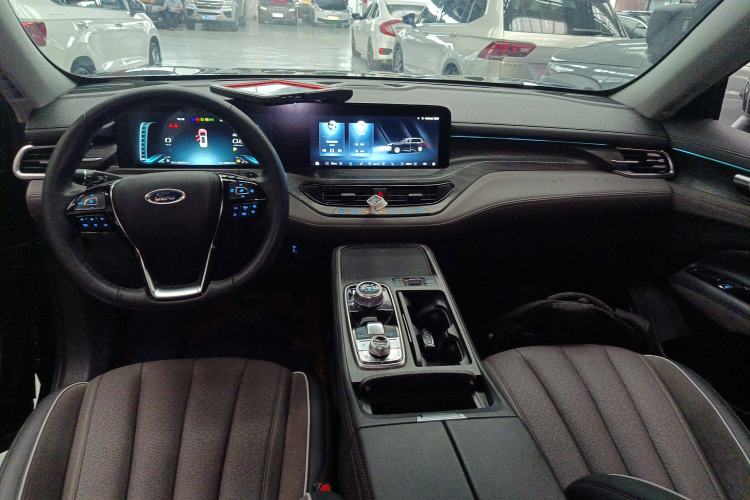 Used Ford Equator 2023 EcoBoost 225 Premier 7-Seater (2/2/3) Interior 2