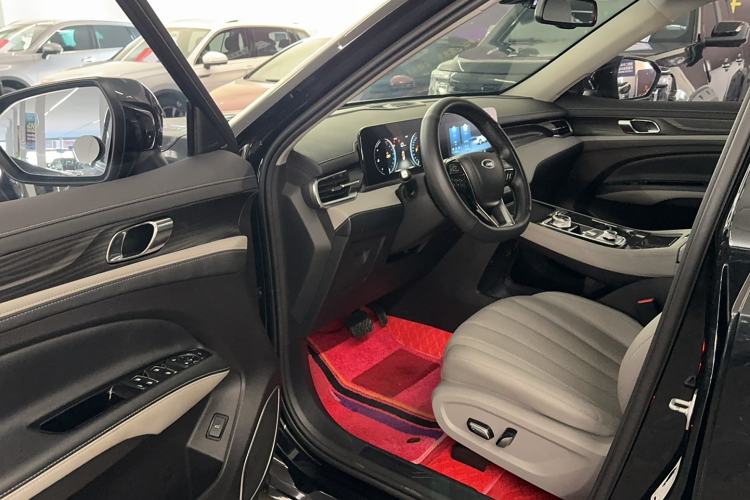 Used Ford Equator 2023 EcoBoost 225 Platinum Edition 7-Seater (2/3/2) Interior 2