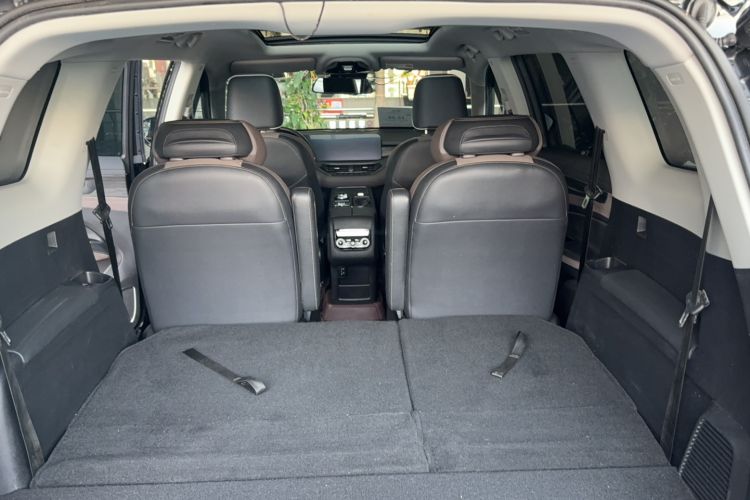 Used Ford Equator 2023 EcoBoost 225 Premier 7-Seater (2/2/3) Interior 5