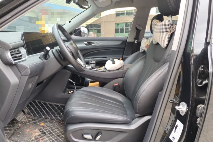 Used Ford Equator 2023 EcoBoost 225 Platinum Edition 7-Seater (2/2/3) Left Front Seat