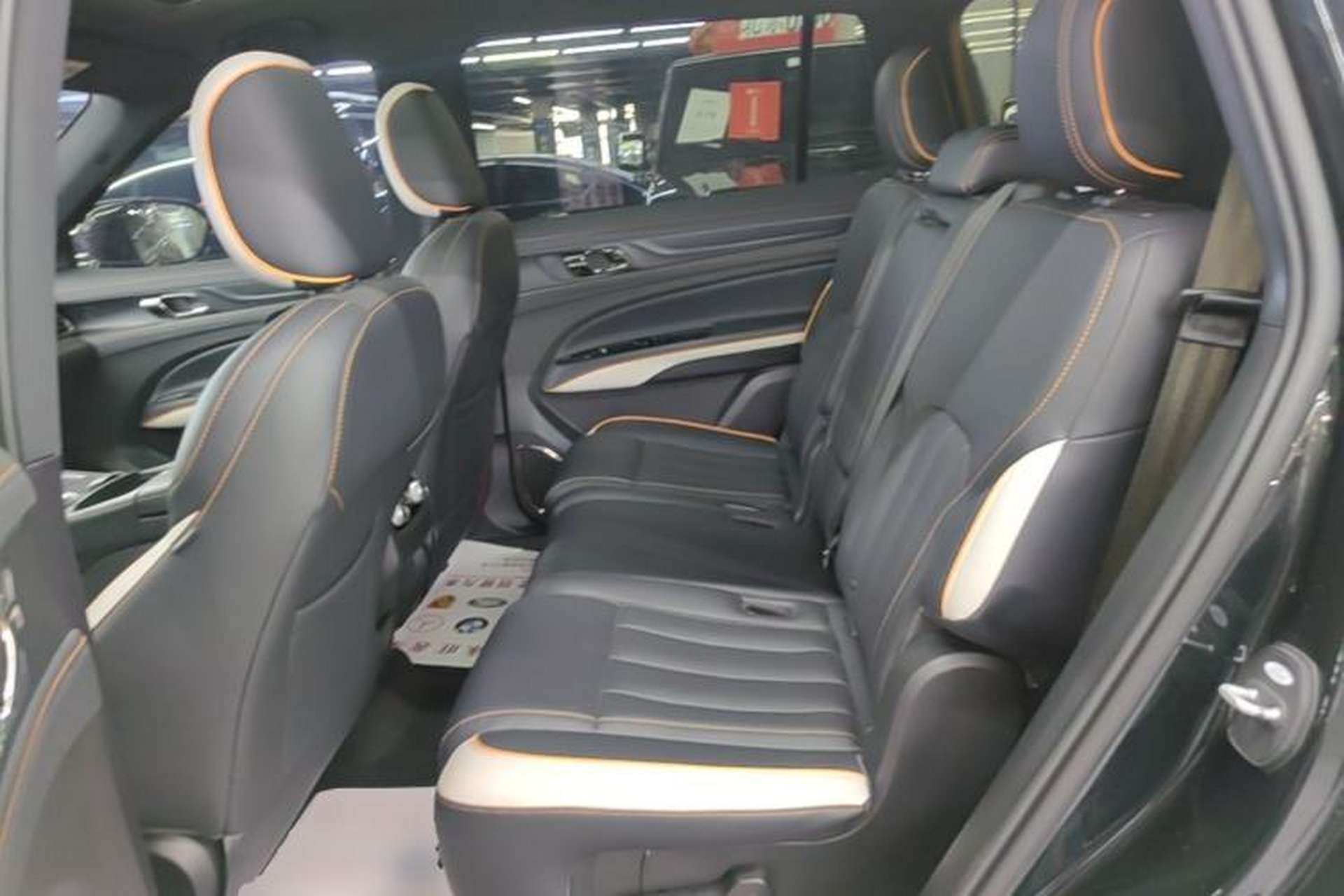 Used Ford Equator 2023 EcoBoost 225 Obsidian Orange Edition Prestige 7-Seater (2/3/2) Left Rear Seat