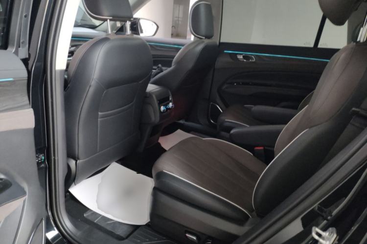 Used Ford Equator 2023 EcoBoost 225 Premier 7-Seater (2/2/3) Left Rear Seat