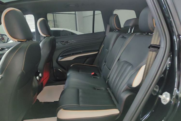 Used Ford Equator 2023 EcoBoost 225 Premier 7-Seater (2/3/2) Left Rear Seat
