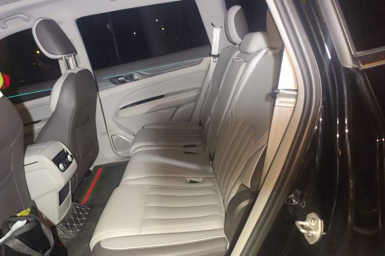 Used Ford Equator 2023 EcoBoost 225 Premier 7-Seater (2/3/2) Left Rear Seat