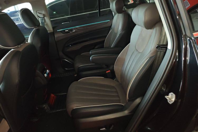 Used Ford Equator 2023 EcoBoost 225 Premier 7-Seater (2/2/3) Left Rear Seat