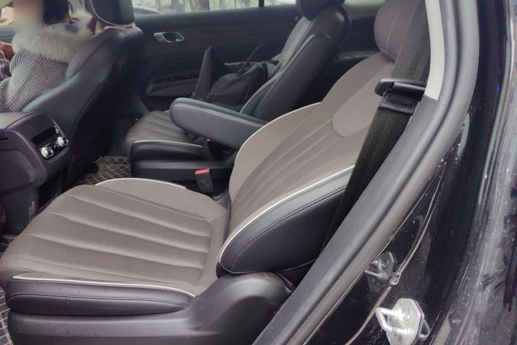 Used Ford Equator 2023 EcoBoost 225 Premier 7-Seater (2/2/3) Left Rear Seat