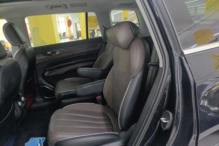 Used Ford Equator 2023 EcoBoost 225 Premier 7-Seater (2/2/3) Left Rear Seat