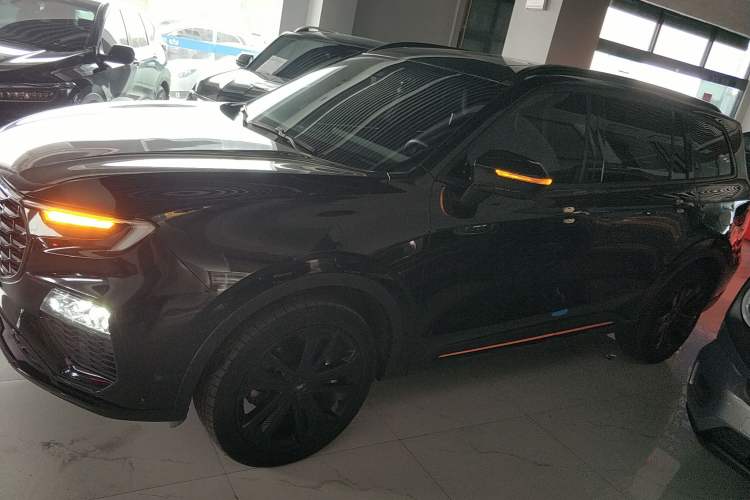 Used Ford Equator 2023 EcoBoost 225 Obsidian Orange Edition Prestige 7-Seater (2/2/3) Left Side