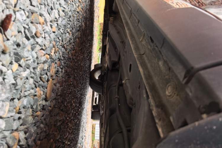 Used Ford Equator 2023 EcoBoost 225 Platinum Edition 7-Seater (2/2/3) Left Side Sill