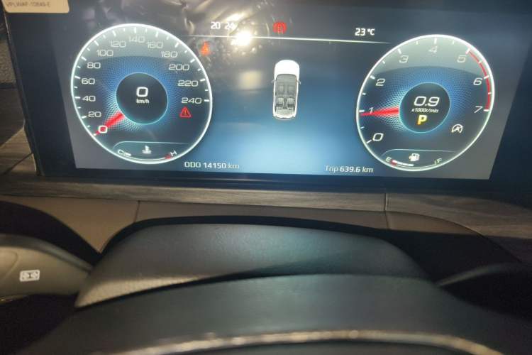 Used Ford Equator 2023 EcoBoost 225 Obsidian Orange Edition Prestige 7-Seater (2/2/3) Odometer Close Up