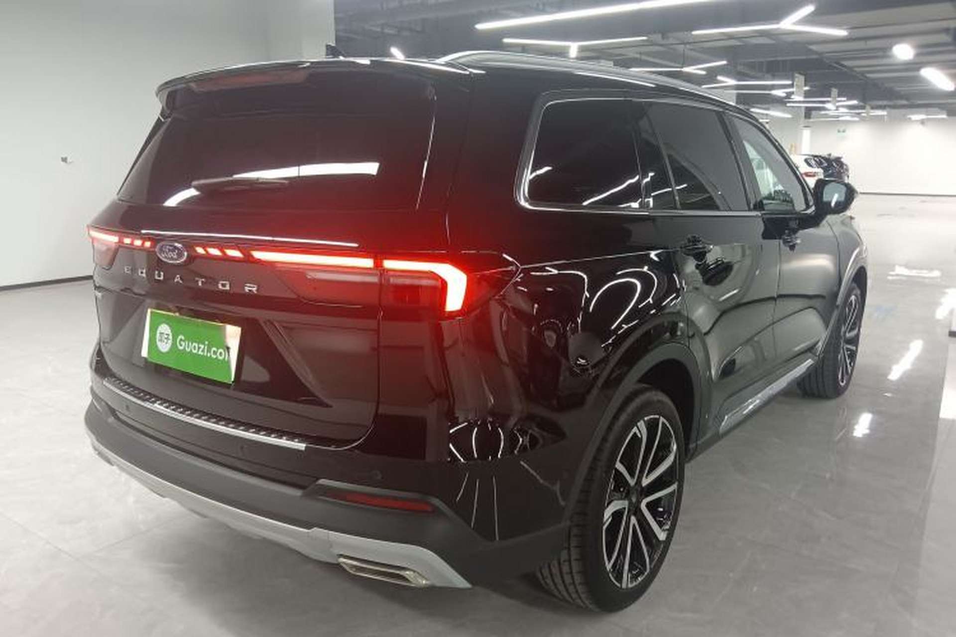 Used Ford Equator 2023 EcoBoost 225 Premier PLUS 7-Seater (2/2/3) Rear Right 45 Deg