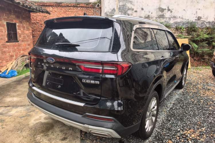 Used Ford Equator 2023 EcoBoost 225 Platinum Edition 7-Seater (2/2/3) Rear Right 45 Deg