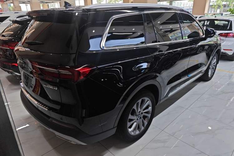Used Ford Equator 2023 EcoBoost 225 Premier 7-Seater (2/2/3) Rear Right 45 Deg