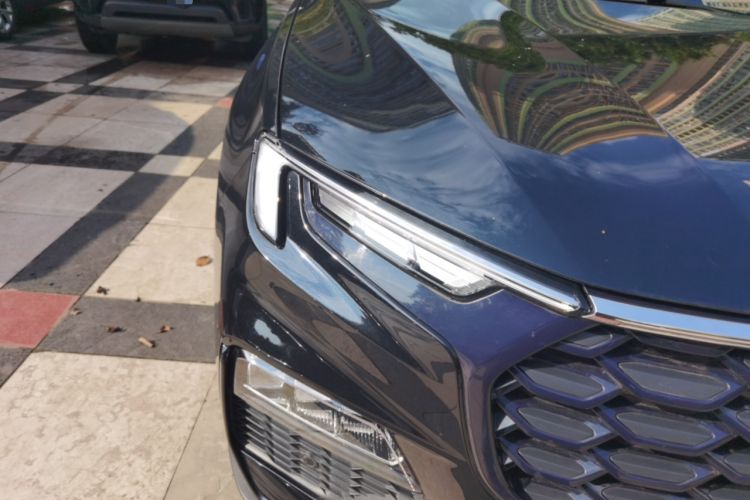 Used Ford Equator 2023 EcoBoost 225 Obsidian Orange Edition Prestige 7-Seater (2/2/3) Right Front Headlight