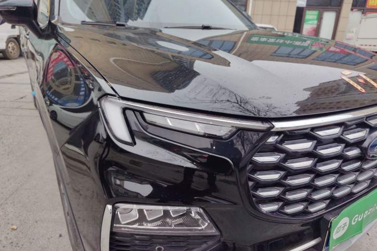 Used Ford Equator 2023 EcoBoost 225 Premier 7-Seater (2/2/3) Right Front Headlight
