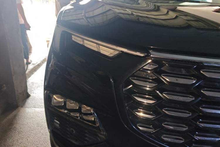 Used Ford Equator 2023 EcoBoost 225 Premier 7-Seater (2/2/3) Right Front Headlight